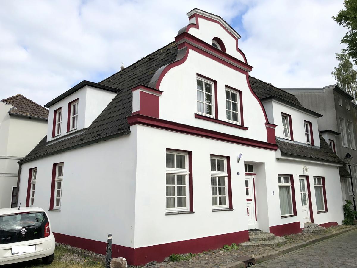 Apartment Gastehaus Belvedere In Warnemunde *